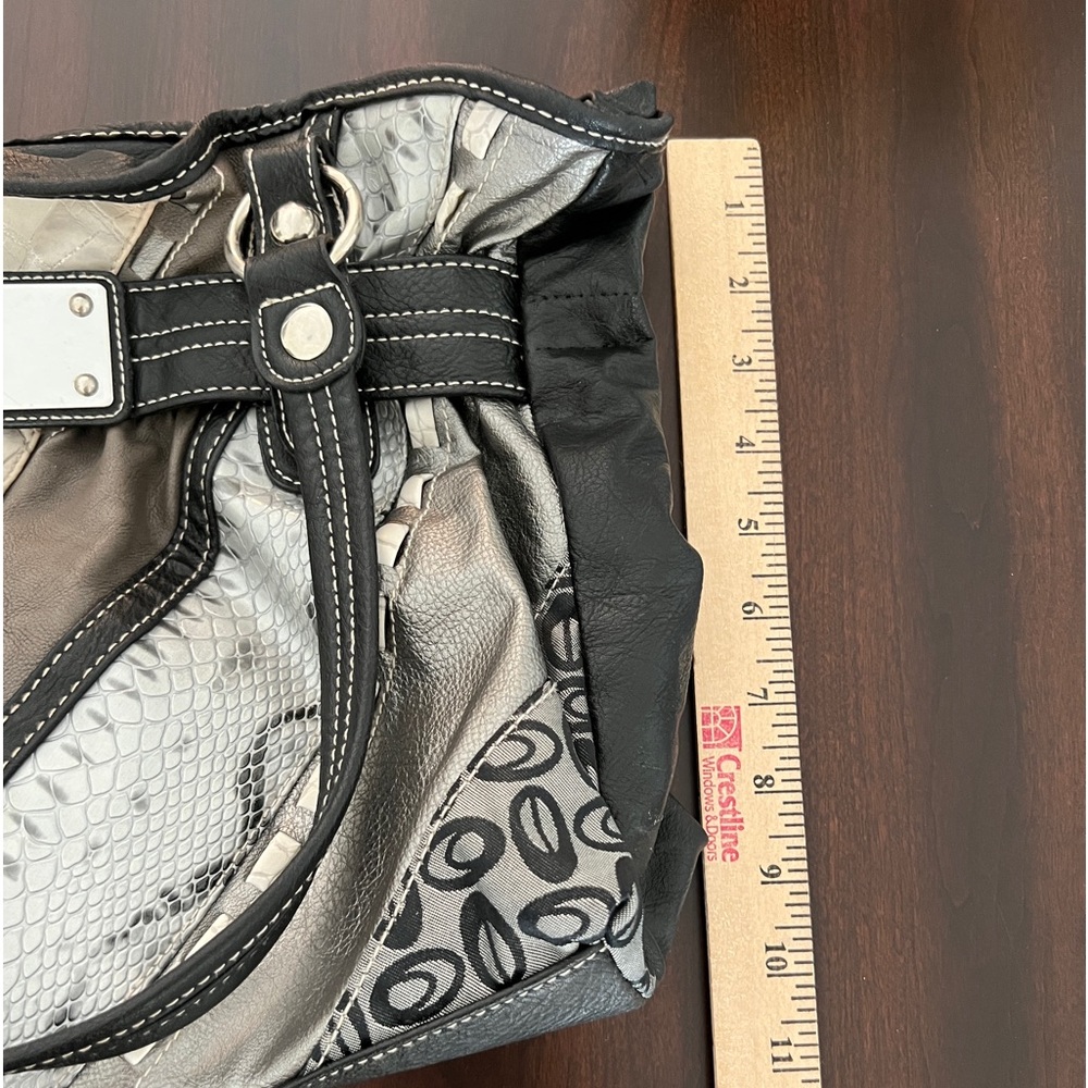 Purse - Picture 2 of 6